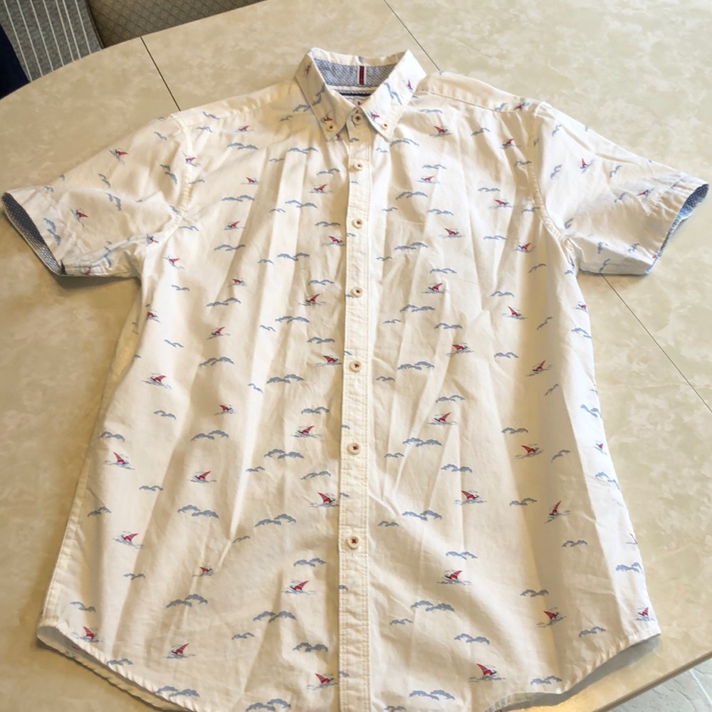 Men’s button down casual shirt